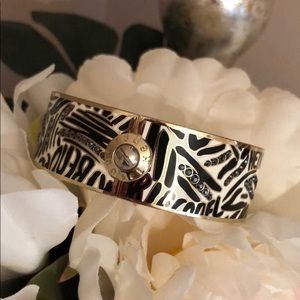 Henri bendel bracelet